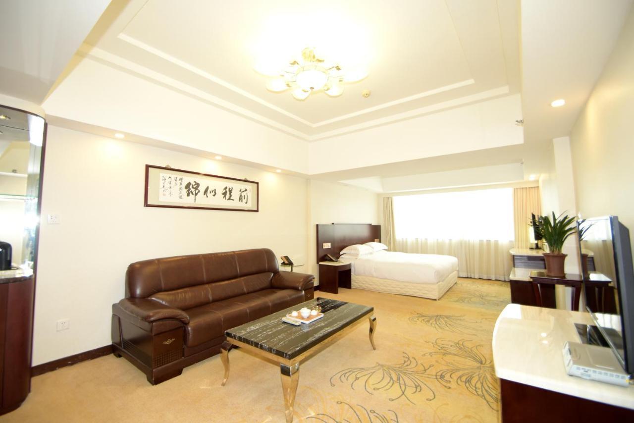 Overseas Chinese Friendship Hotel Kanton Exteriér fotografie